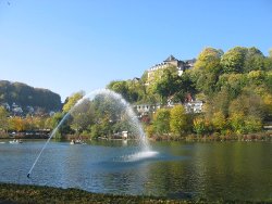 files/Bilder/Rechte Bilder Home/See und Burg Blankenheim.jpg